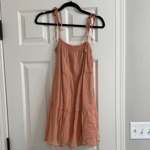 Abercrombie & Fitch Coral Sleeveless dress